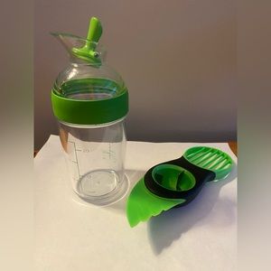 Oxo little salad dressing shaker and avacado tool